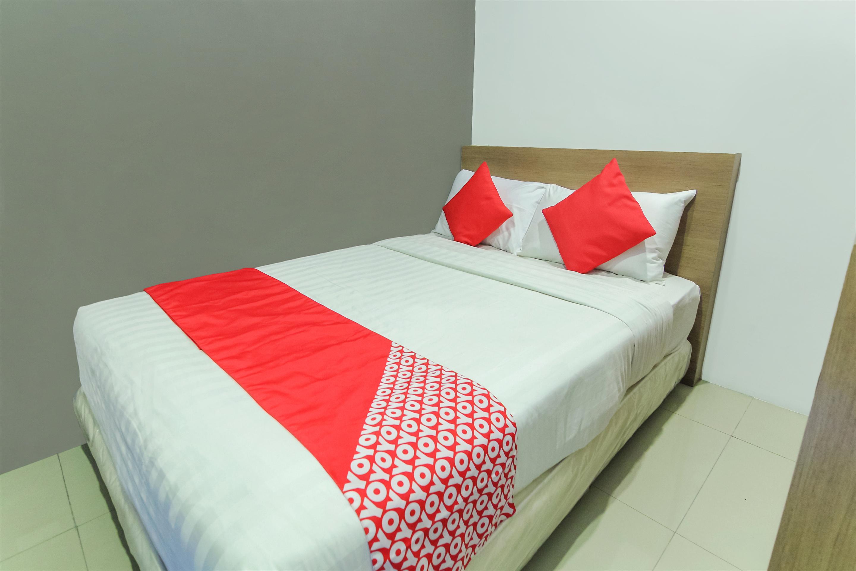 Melbourne Suites Makati City Exterior foto